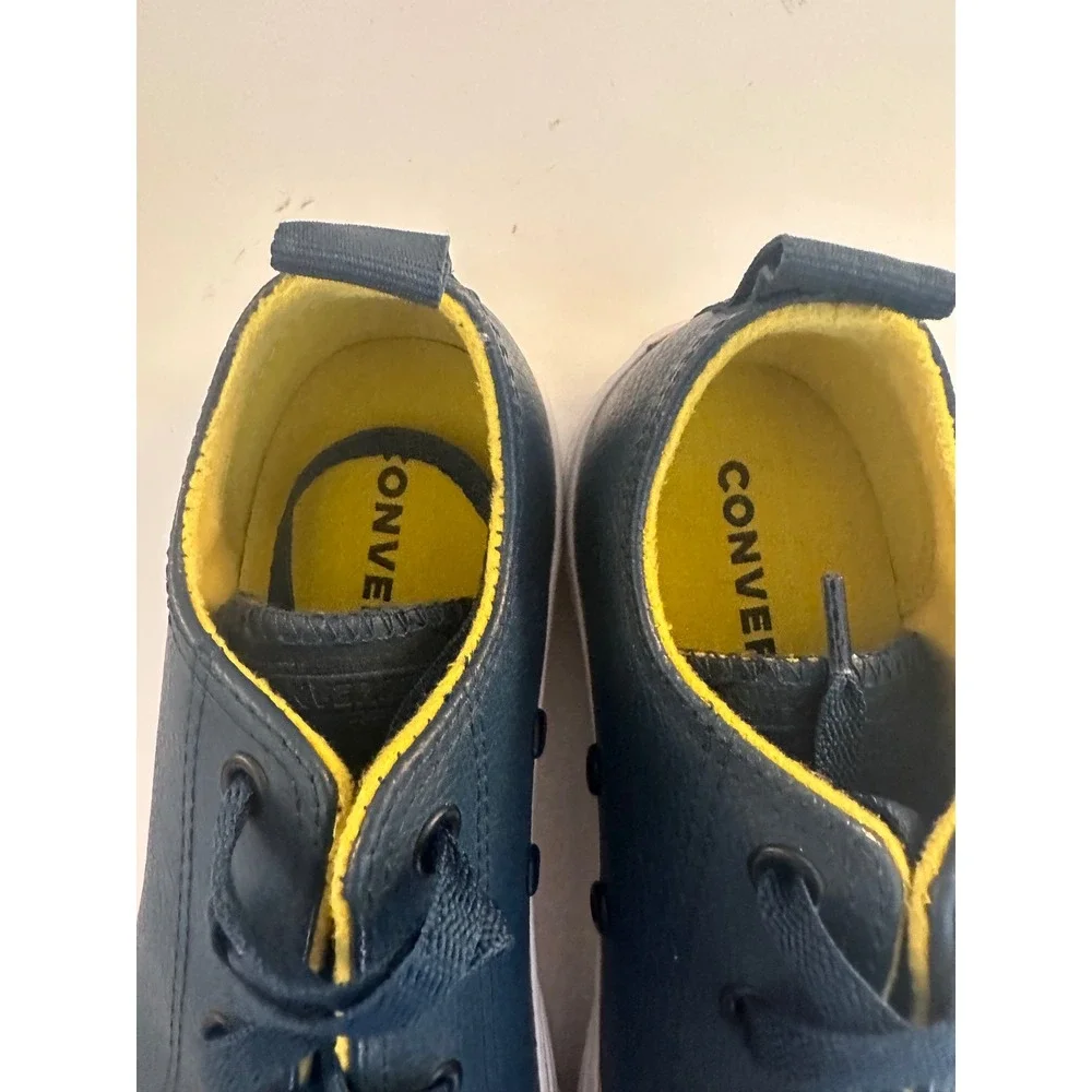 Converse Kid's Navy Blue Leather Low Top All Star Sneakers Size 3